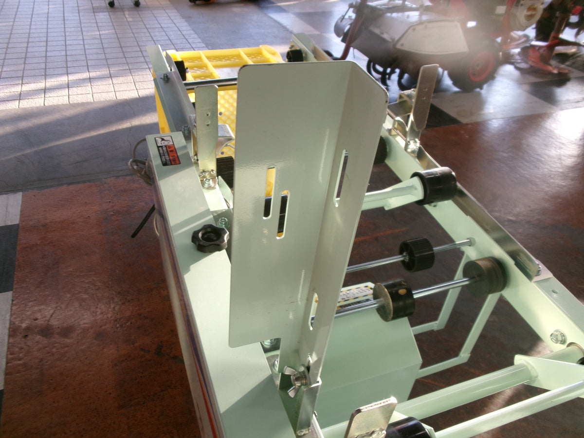 石井製作所 中古 苗箱積み機 AH-200N
