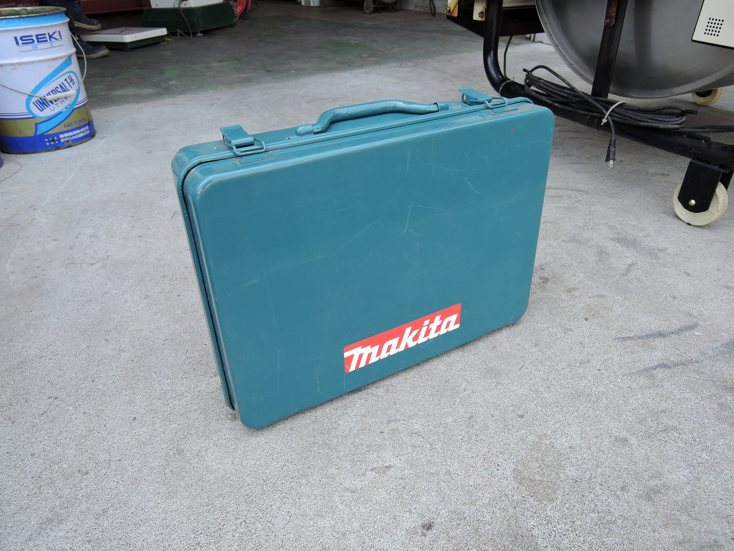 マキタ 中古 ハンマードリル HR3811