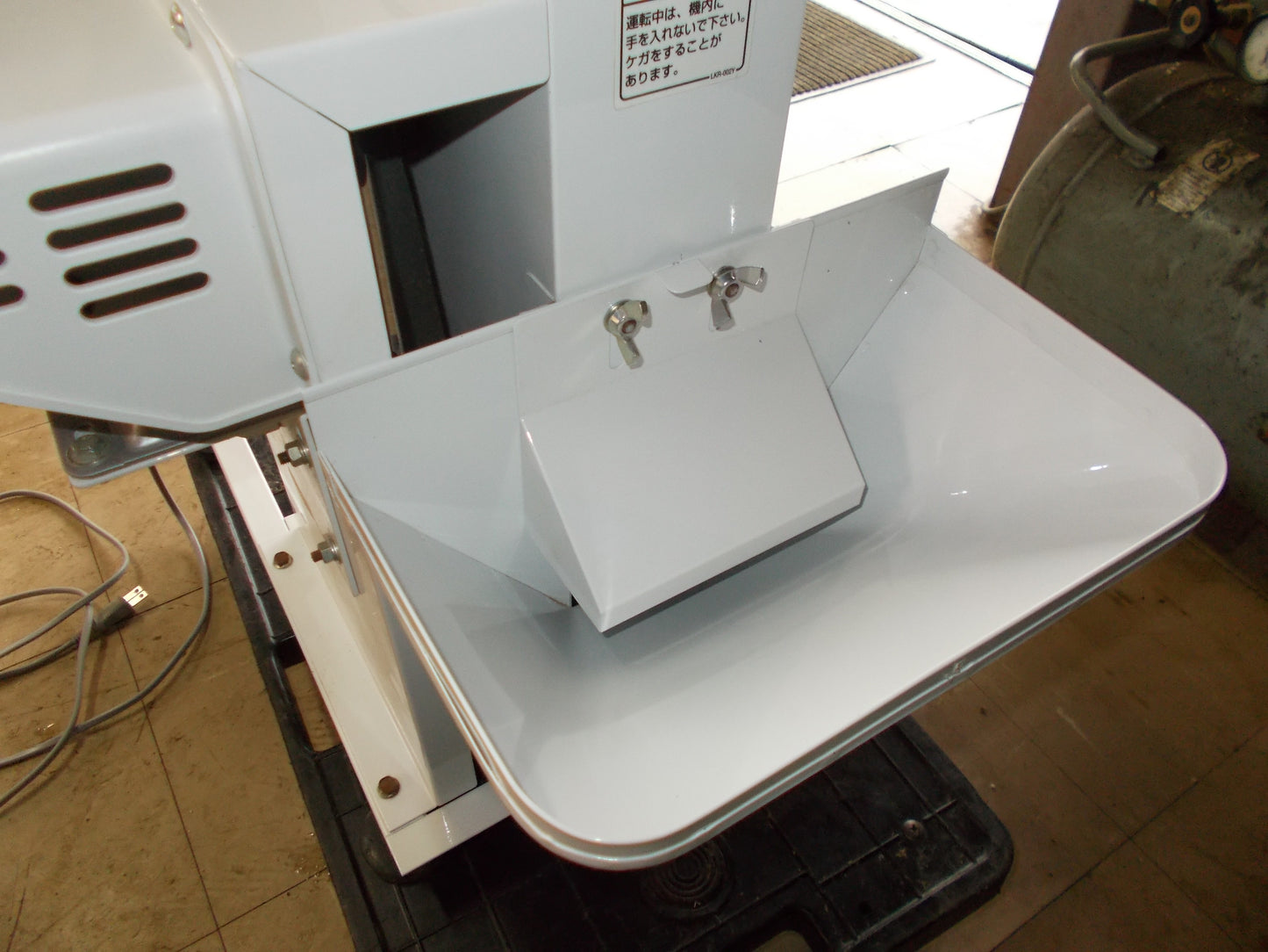 タイガーカワシマ 中古 昇降機 T-2400