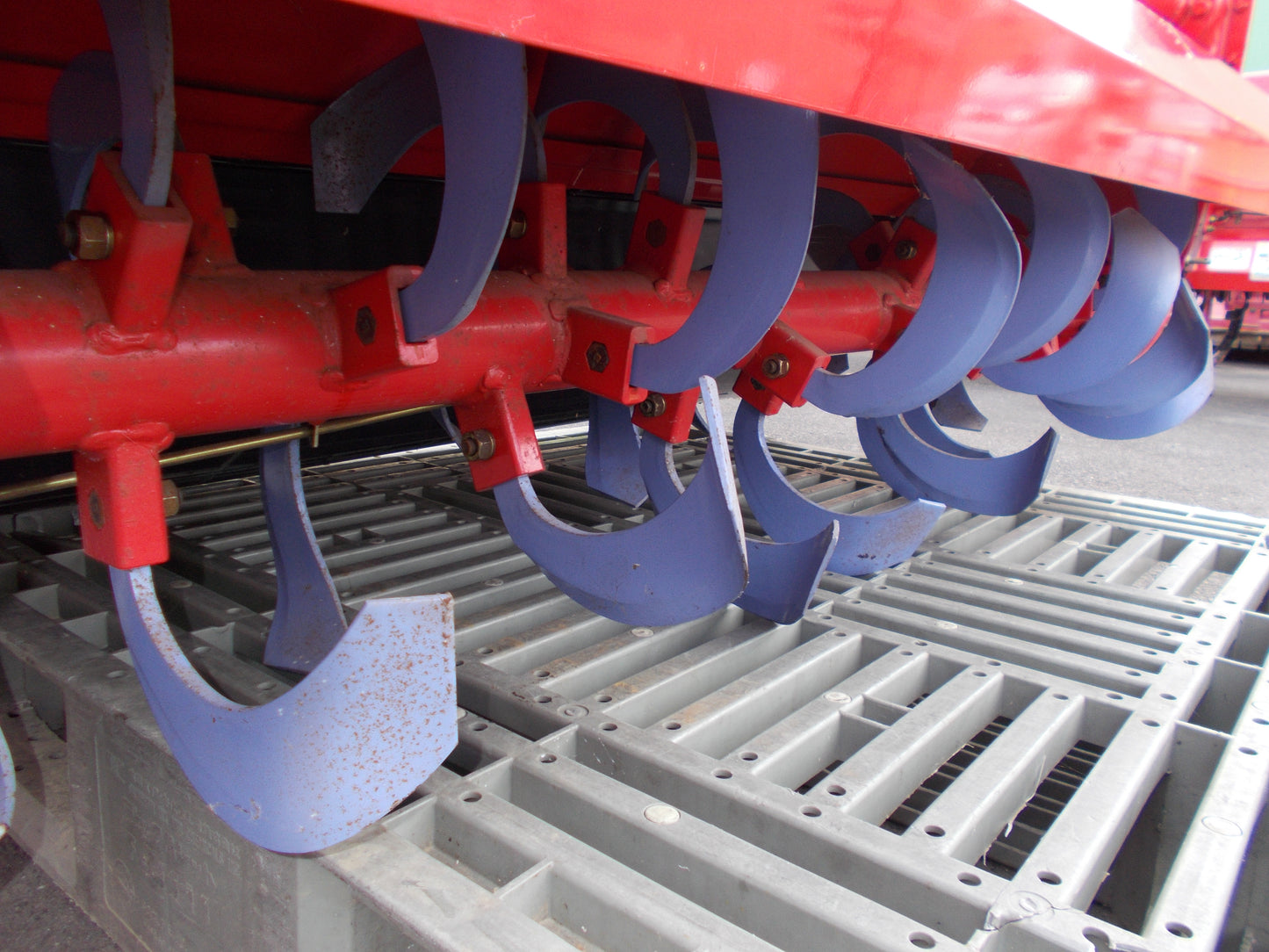 三菱 中古 ロータリ RBZ150HS ※未使用