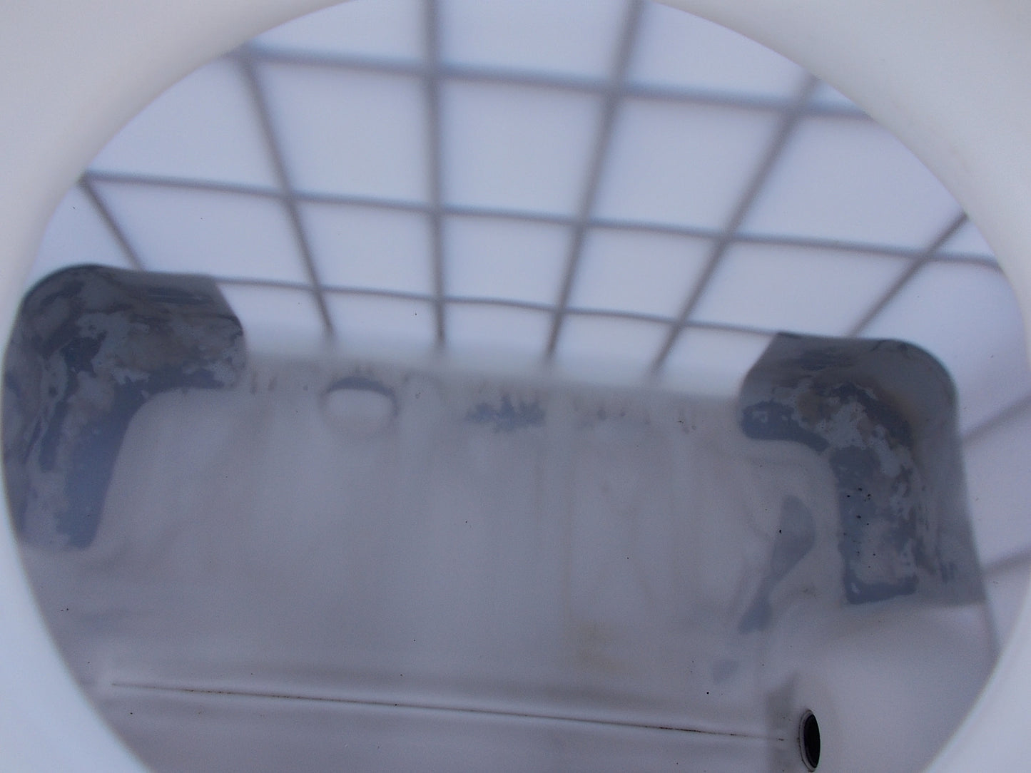 シュッツ 中古 貯水タンク 1000L