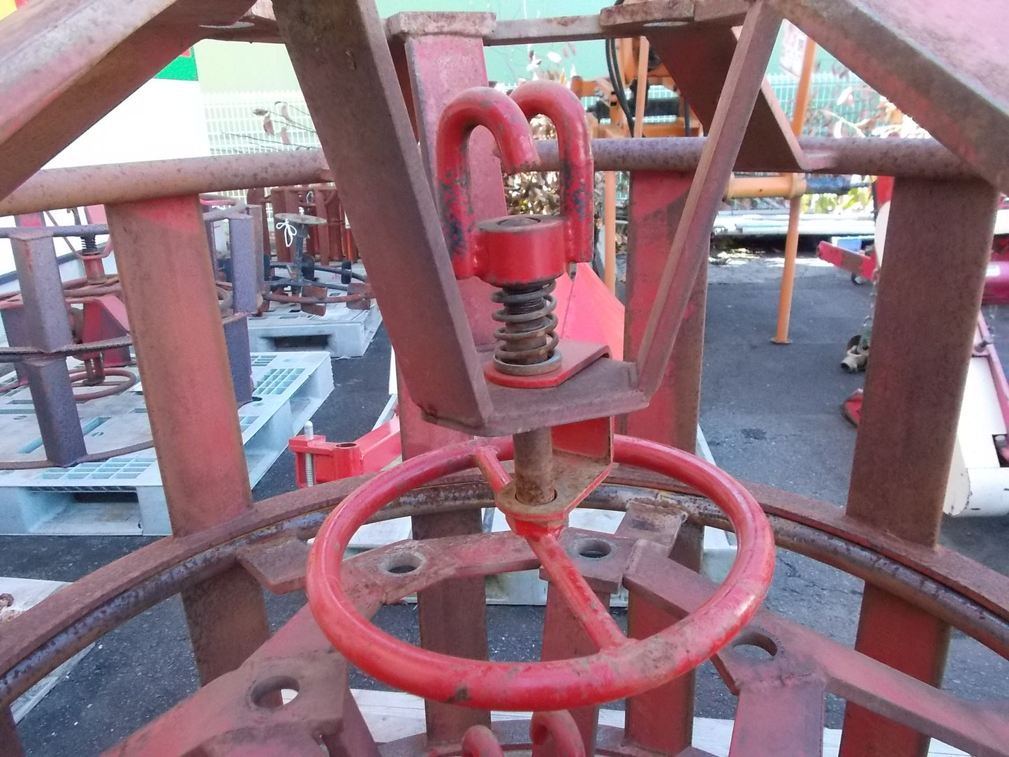 メーカー不明 中古 カゴ車輪 13.6-24