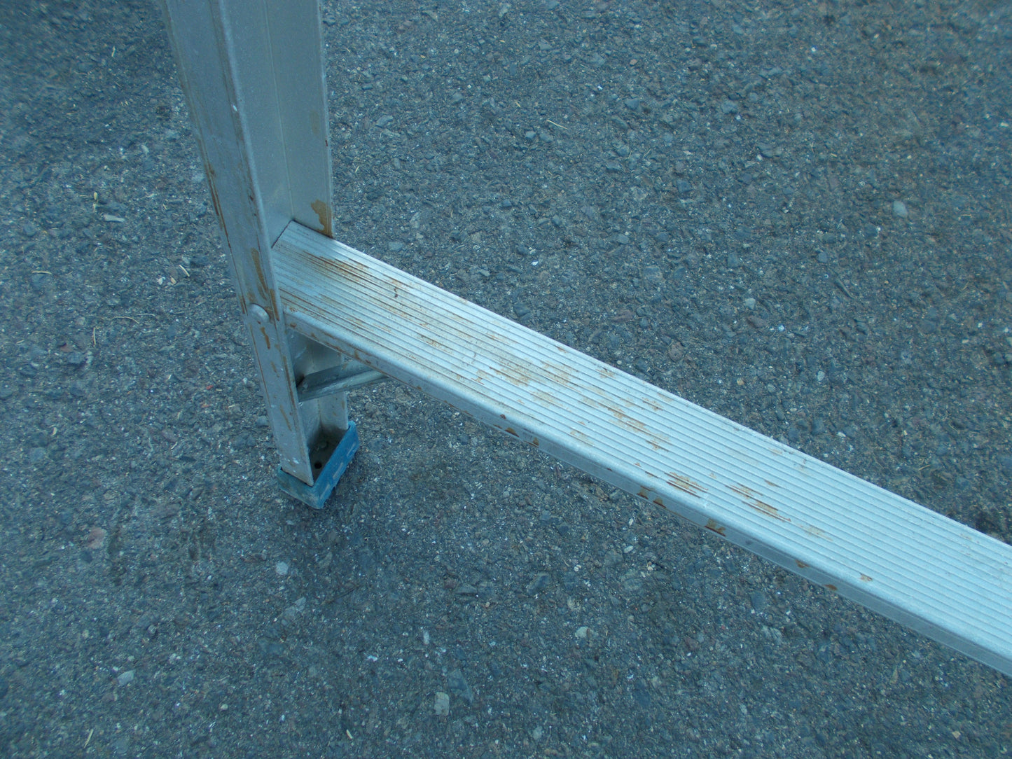 ハセガワ 中古 アルミ脚立 2m