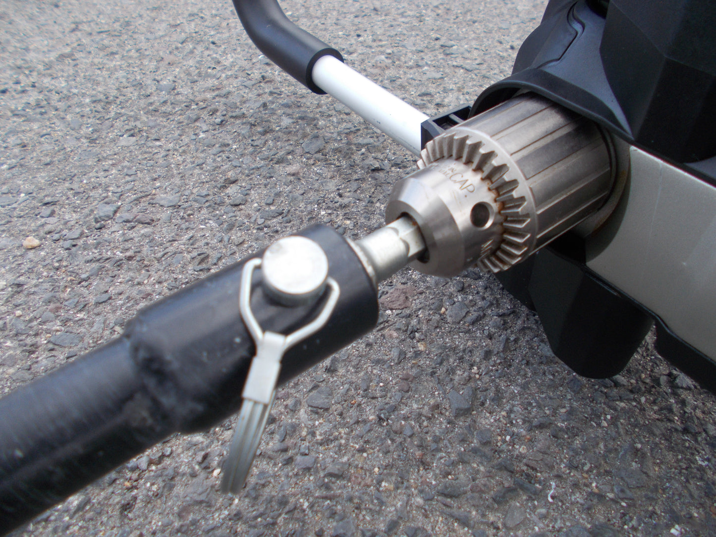 マキタ 中古 充電式アースオーガ DG460D