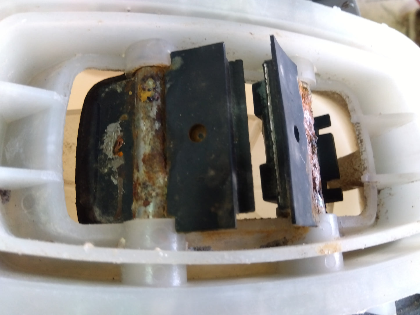 丸山 中古動力散布機 MDJ61G-26