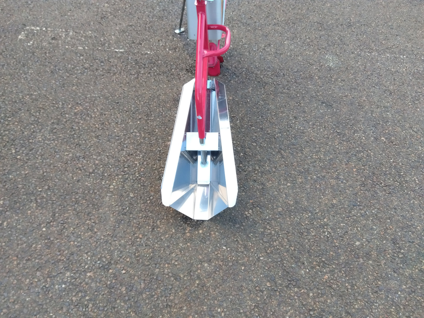 オータケ 乗用溝切機 NTH-1