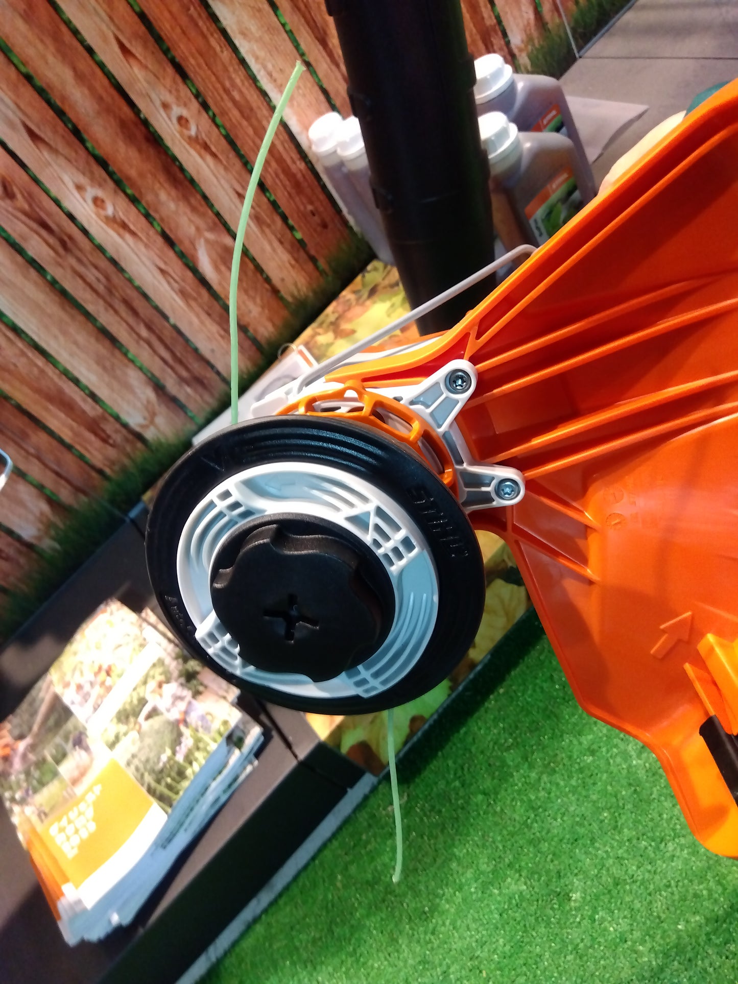 スチール 『未使用展示機』 バッテリー刈払機 FSA60R