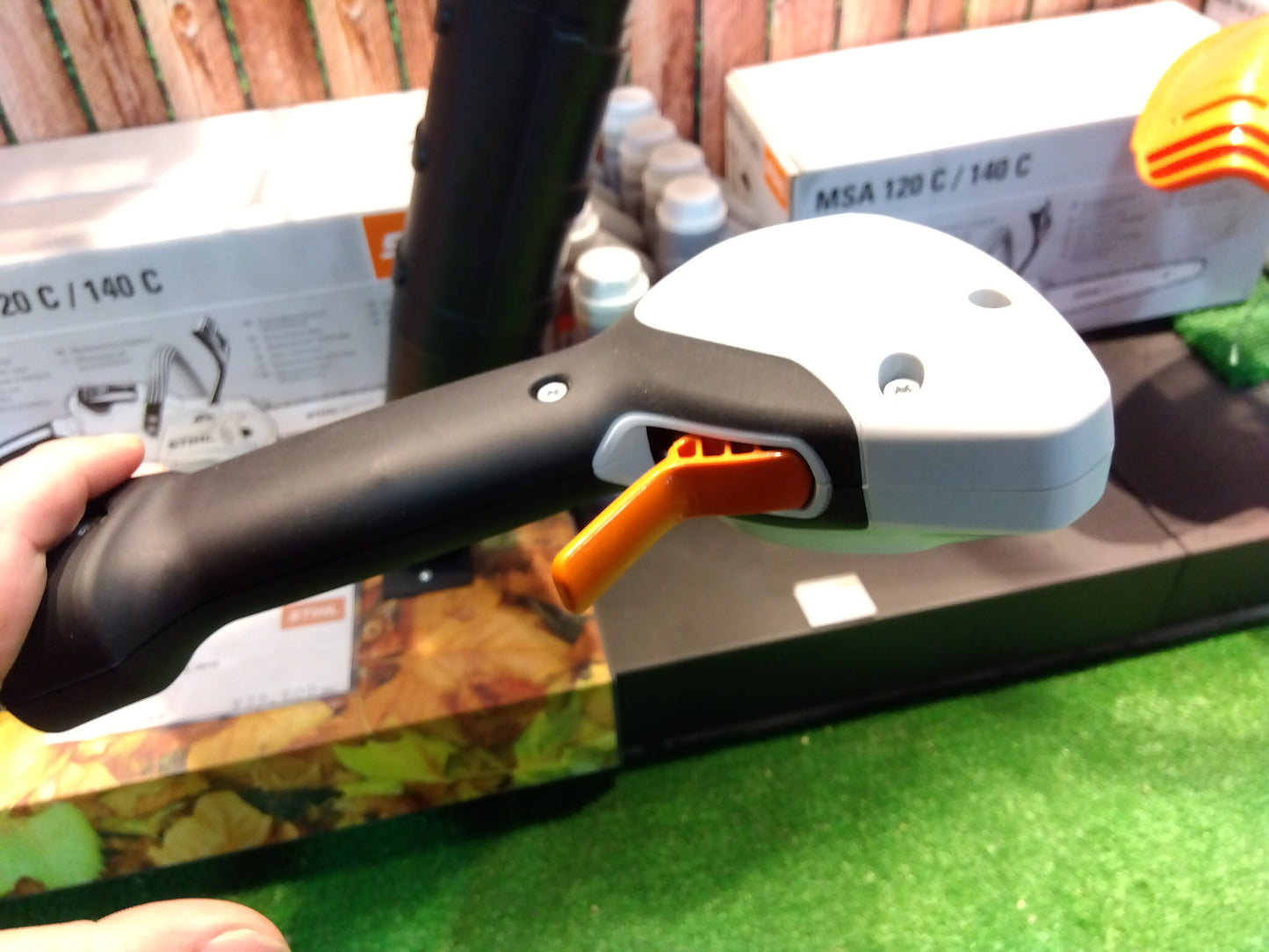 スチール 『未使用展示機』 バッテリー刈払機 FSA90