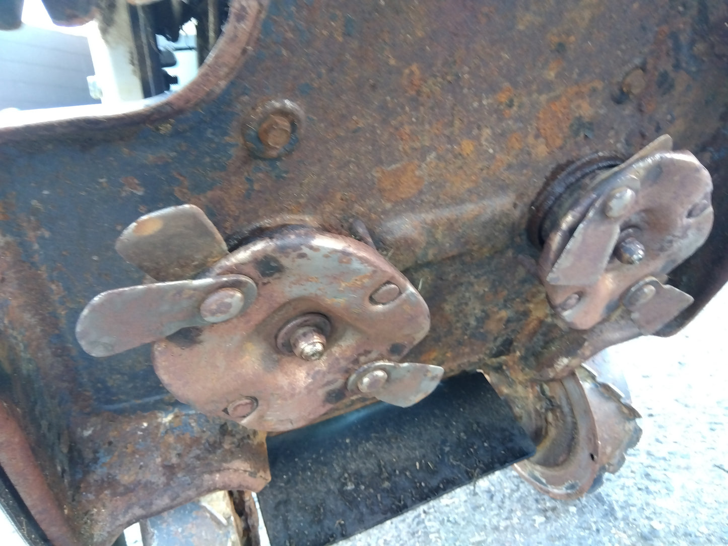 共立 中古 スパイダーモア AZ852AF