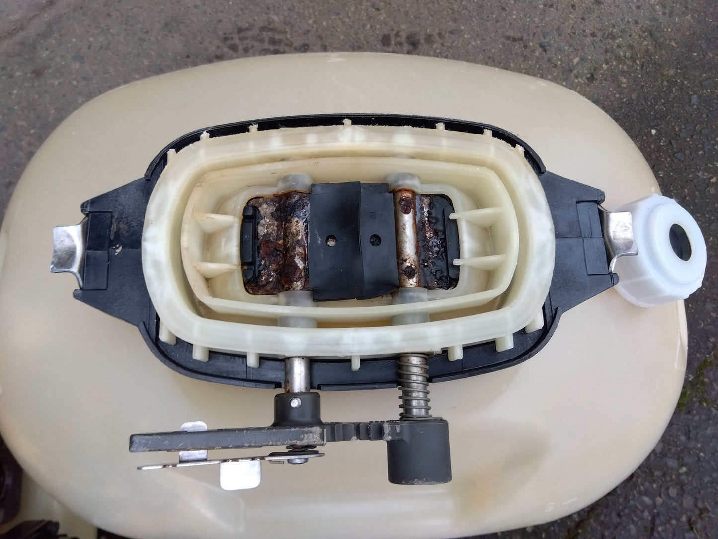 丸山 背負式動力散布機 MDJ61G-26【山形店9544】