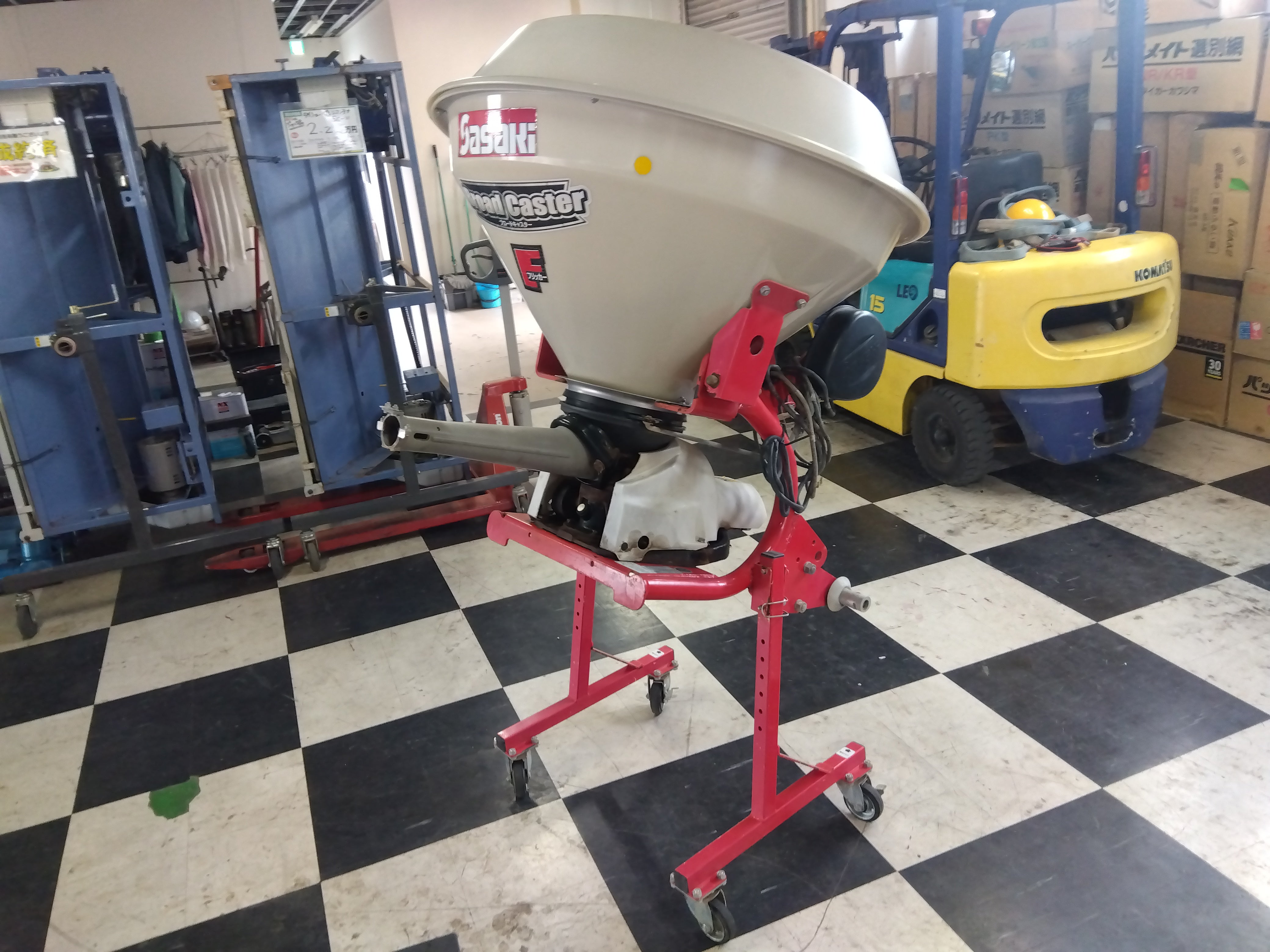 岩手　ササキ ブロードキャスター CF303 無線リモコン付き　肥料散布機 ブロキャス キャスター 東北 中古品　動作確認済み ササキ 中古 ブロードキャスター CF303 – 農キング