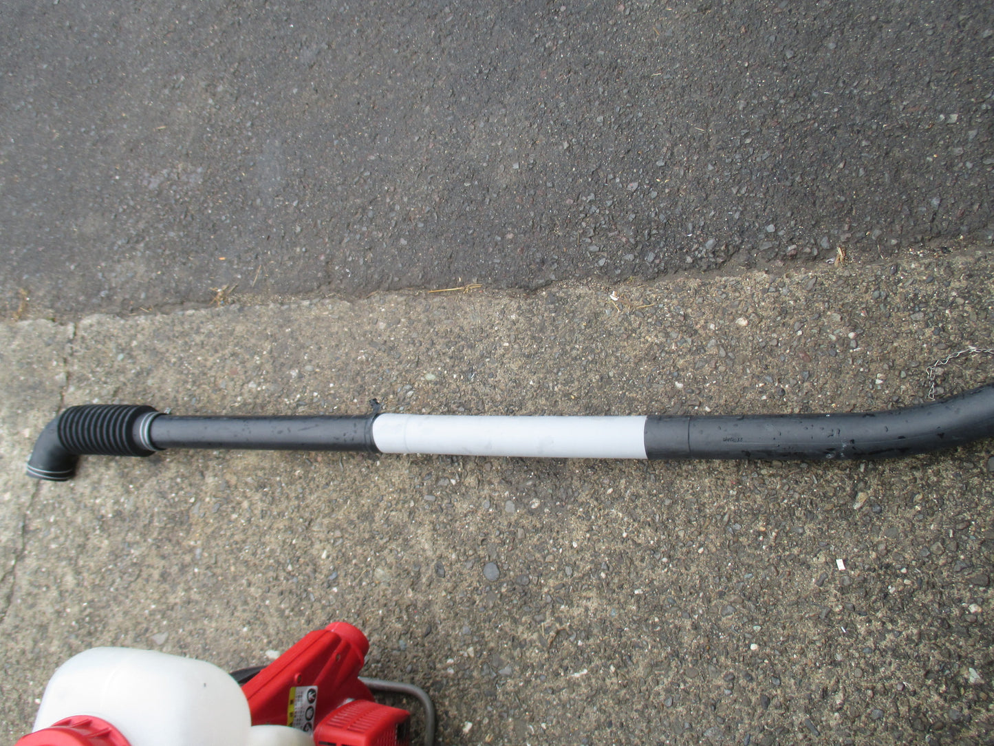 ゼノア 中古 背負い式動力散布機 MD2000EZ