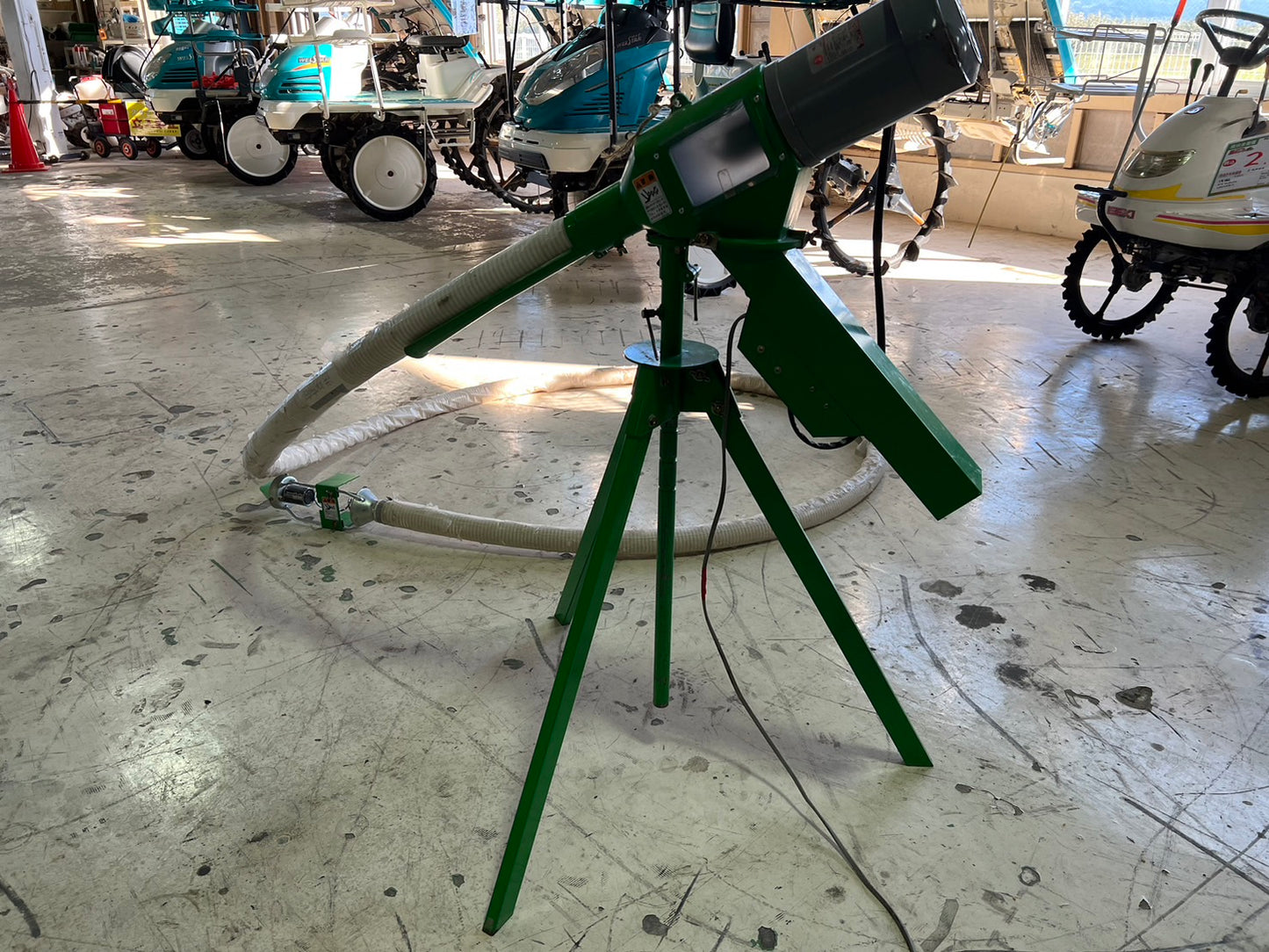 イリノ 中古 穀物搬送機 【6M】*DCM6-2B