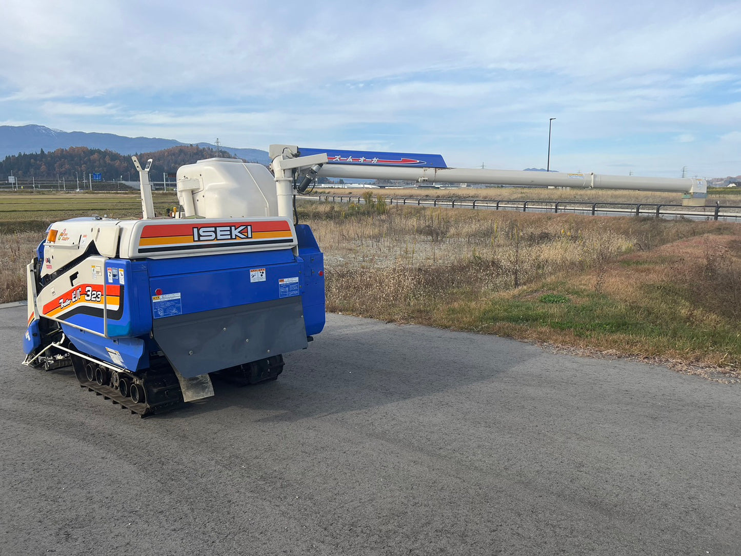 イセキ 中古 コンバイン 【361h】*HVG323G-ZKRHWC