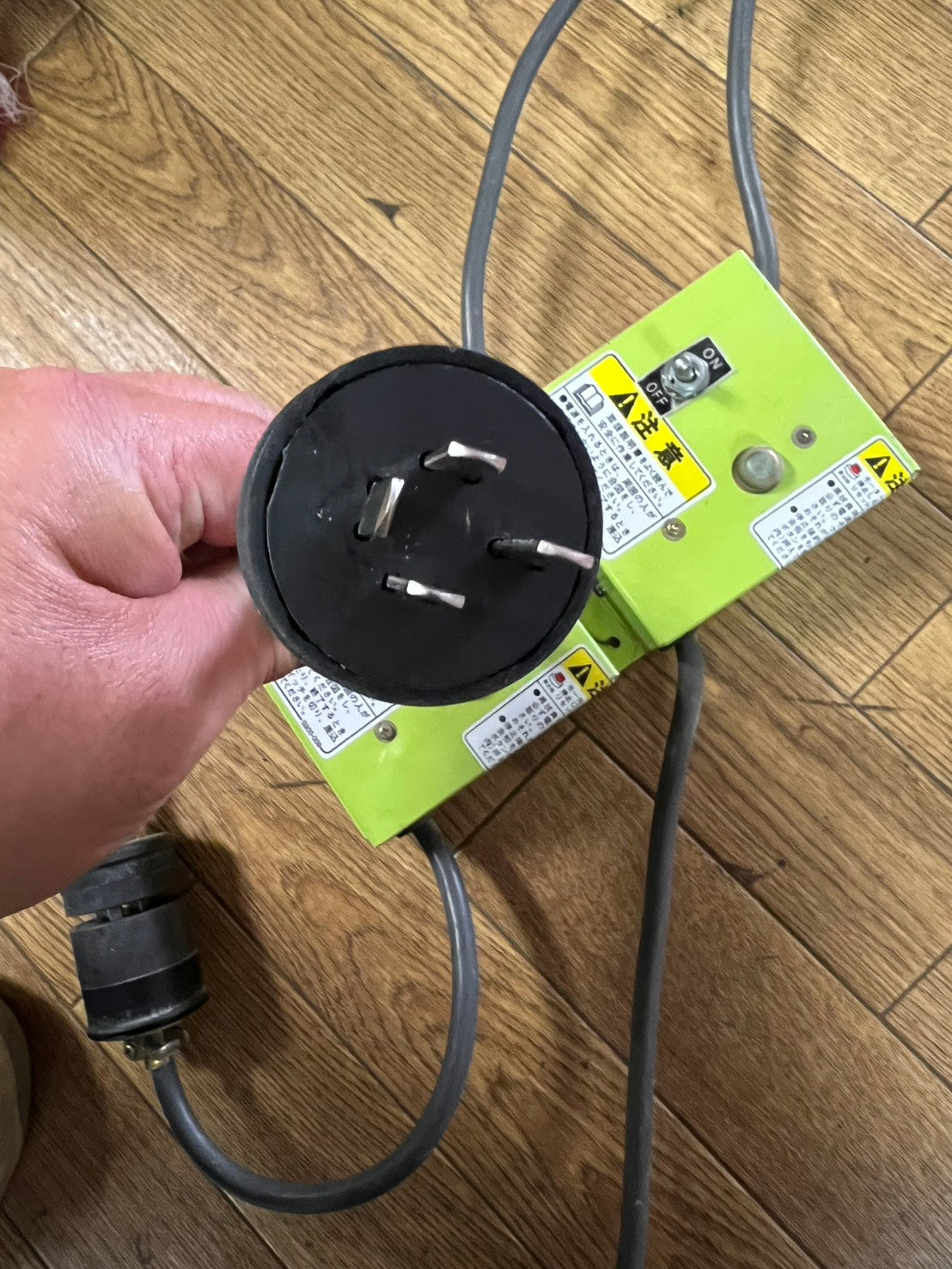 岡山農栄社(イリノ)中古 穀物搬送機【タテ・ヨコセット】*DKMB-6BWTL+DKM1-10BW『茨城店 6010』