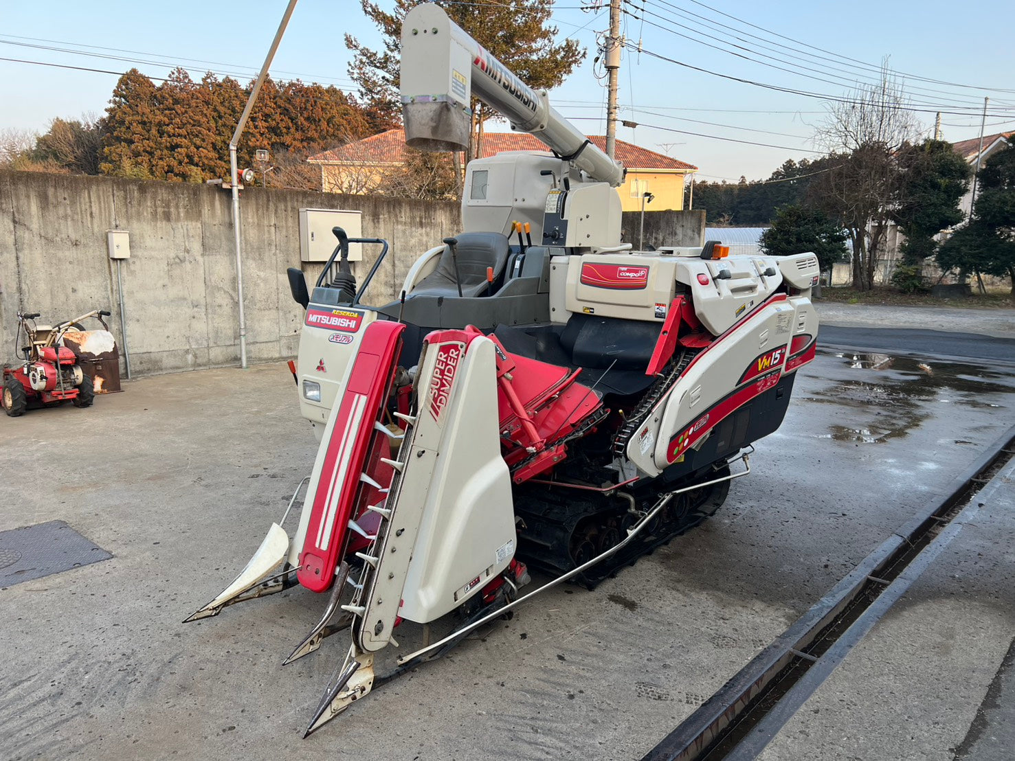 【SOLD OUT】三菱 コンバイン レセルダ VMS15G 2条刈 15馬力 グレンタンク【農機具でっく】【福岡】【コンバイン】 maxresdefault.jpg