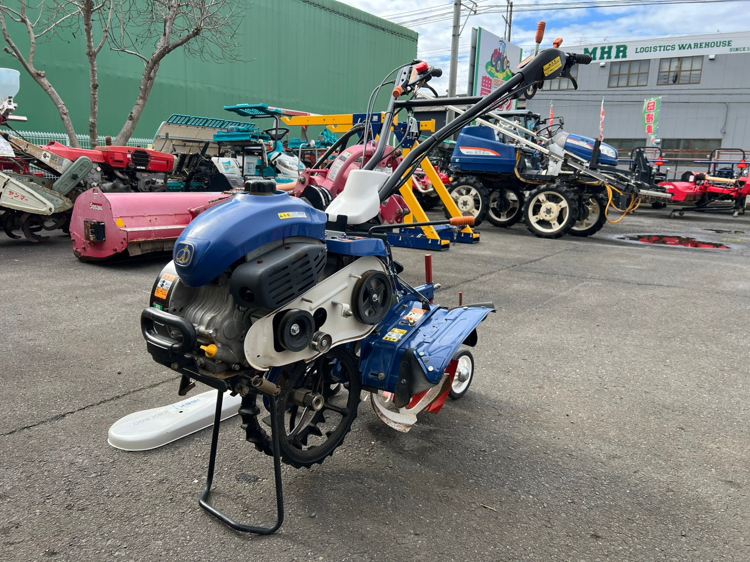 イセキ 中古 管理機【双尾輪排土板付き】＊KSX650-2W『茨城店 6150