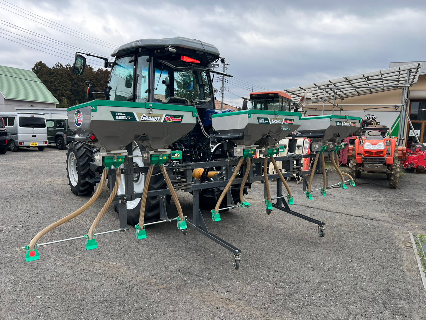タイショー 中古 肥料散布機【高精度ソワーGRANDY】*GRT‐300-GP『茨城店 6138』