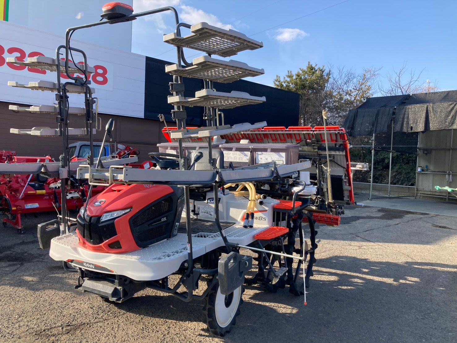 クボタ 中古 田植機 8条 直進キープ機能 NW8SFGS – 農キング