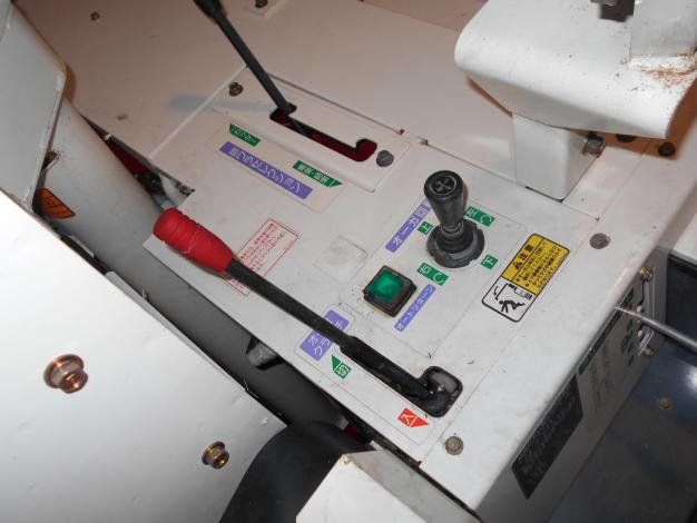 中古 ヤンマー4条コンバイン