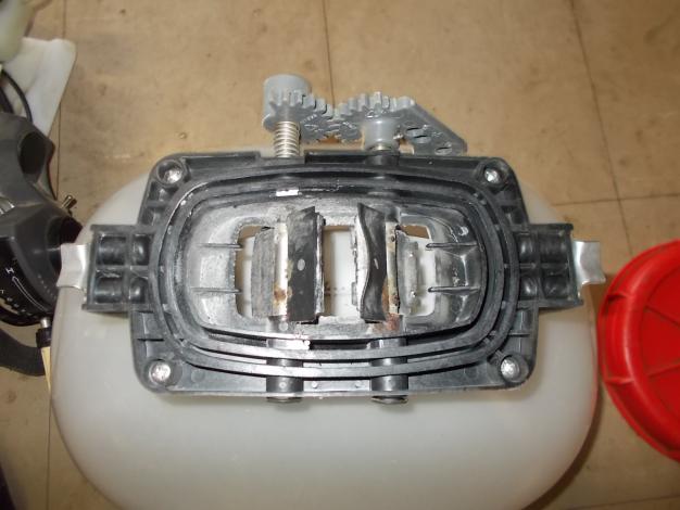 丸山 中古 動力散布機