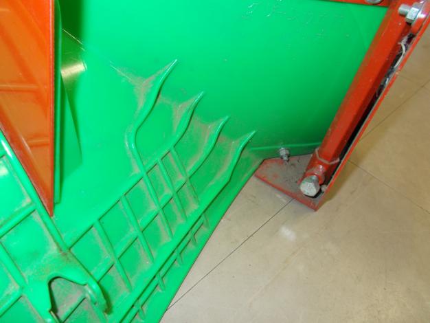 マメトラ 中古 畝成型器