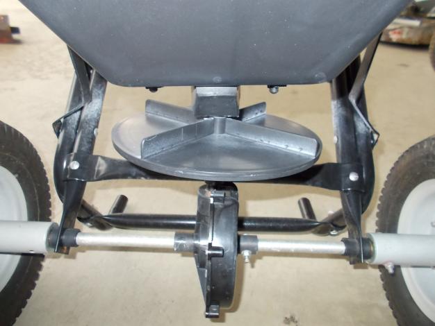 中古 手押し型散布機