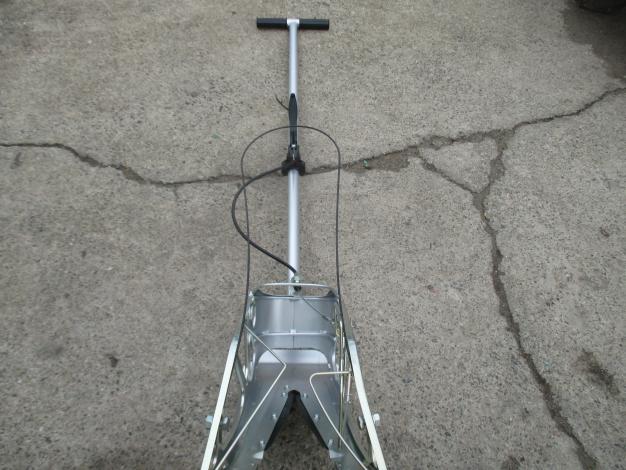 ヤハタホールディングス 中古 人力稲刈り機