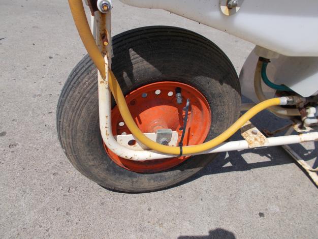 共立 中古 タンク付きキャリー動噴