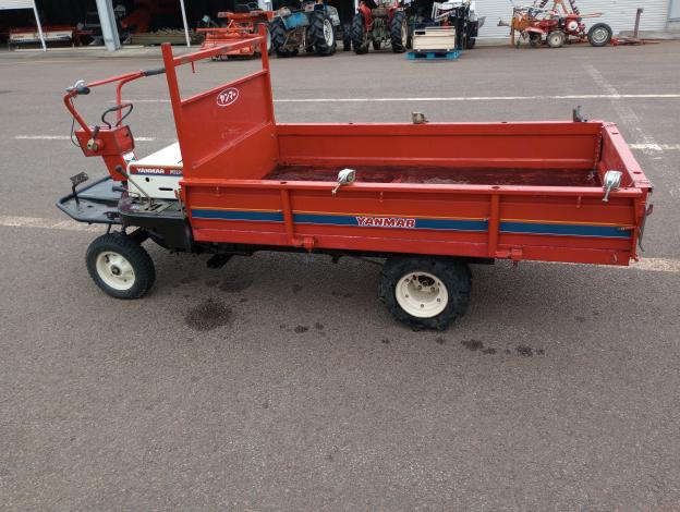 ヤンマー 乗用運搬車