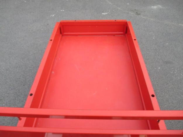 ヤンマー製乗用型運搬機