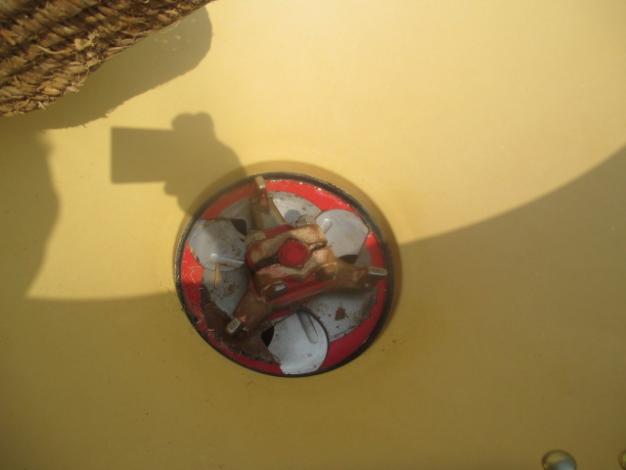 ニプロ 中古 ブロードキャスター