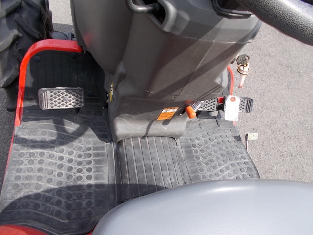 ヤンマートラクター自動水平・逆転付