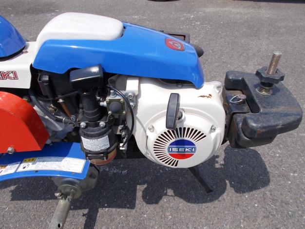 根切り機付イセキ 管理機