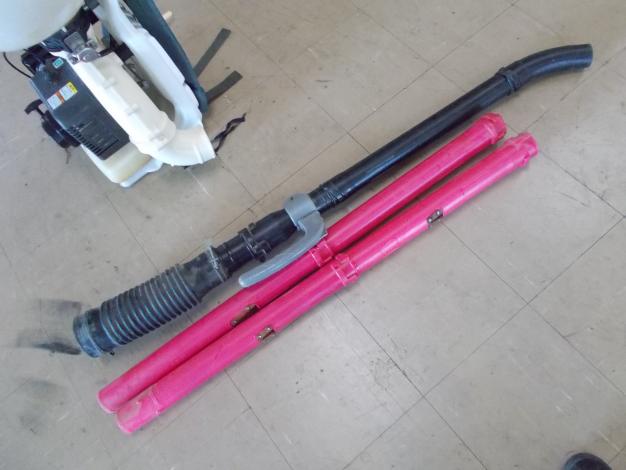 丸山 中古 背負動力散布機