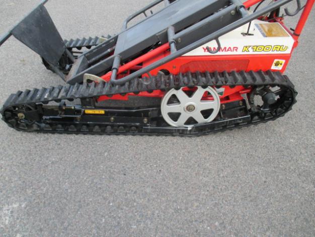 LPガス容器搬送機