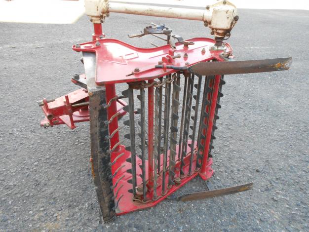 中古 ジャガイモ 堀取機 ジャンク品