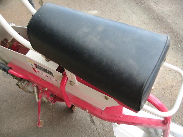 乗用溝切機 のるたん