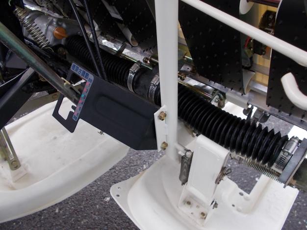 ヤンマー4条田植機ロータリー植え