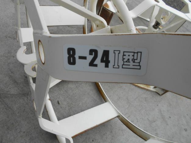 不明 カゴ車輪