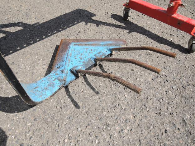 不明 中古 掘取機