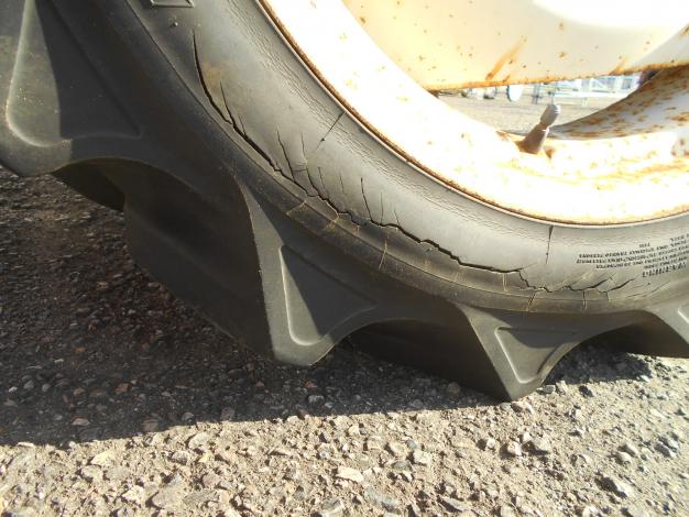 中古 トラクター 22馬力 要整備品