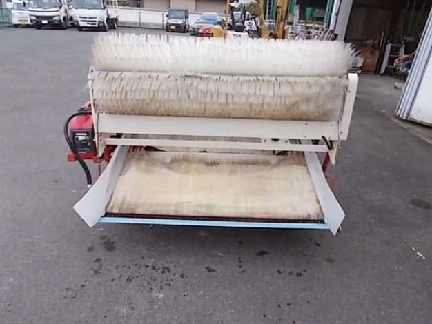 ニシザワ 中古 葉菜類収穫機