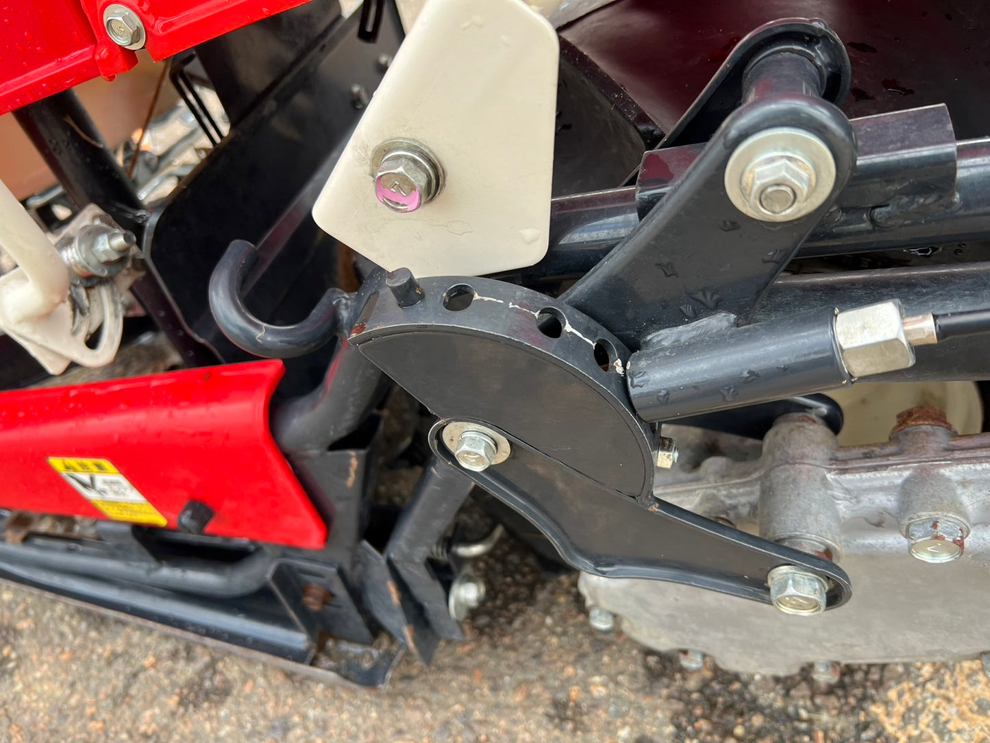 ヤンマー 中古 バインダー *Be114【1輪1条】