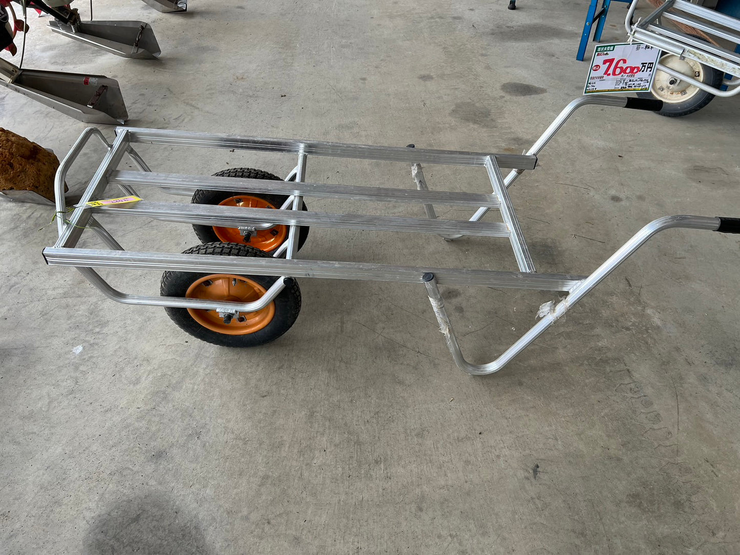 苗箱運搬車*3個積