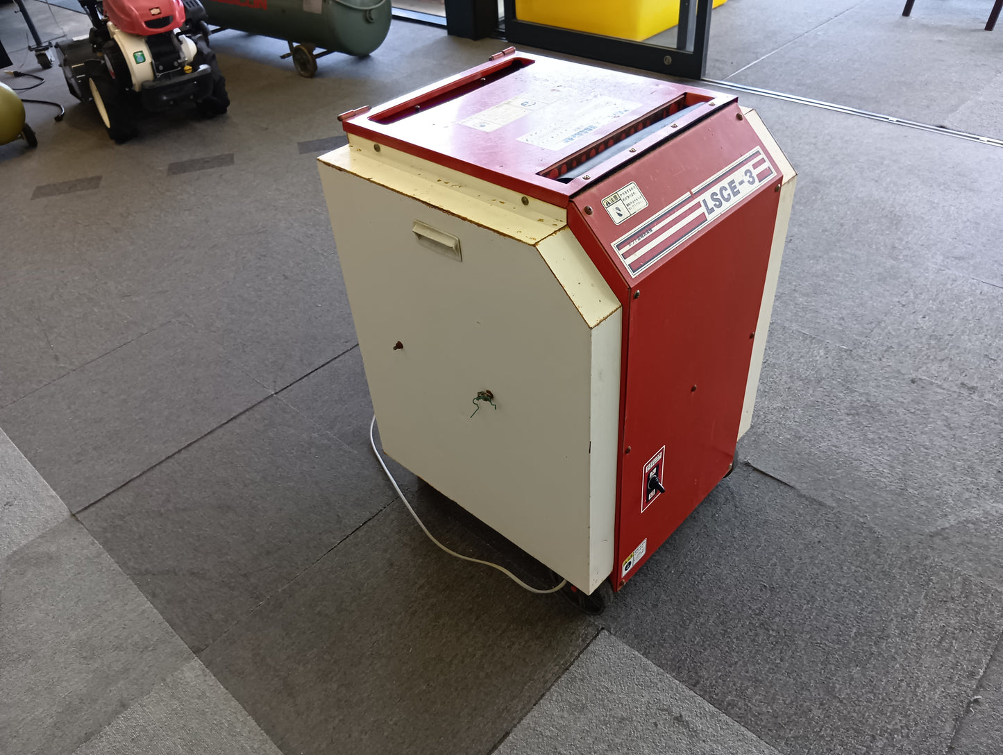 みのる　中古　ポット苗箱洗浄機　LSCE-3　【岩手店679】