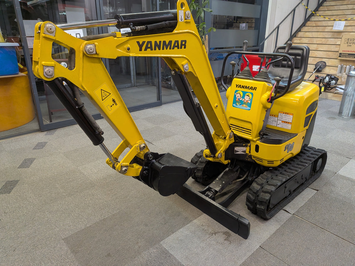 ヤンマー　中古　ミニバックホー　SV08　【岩手店877】