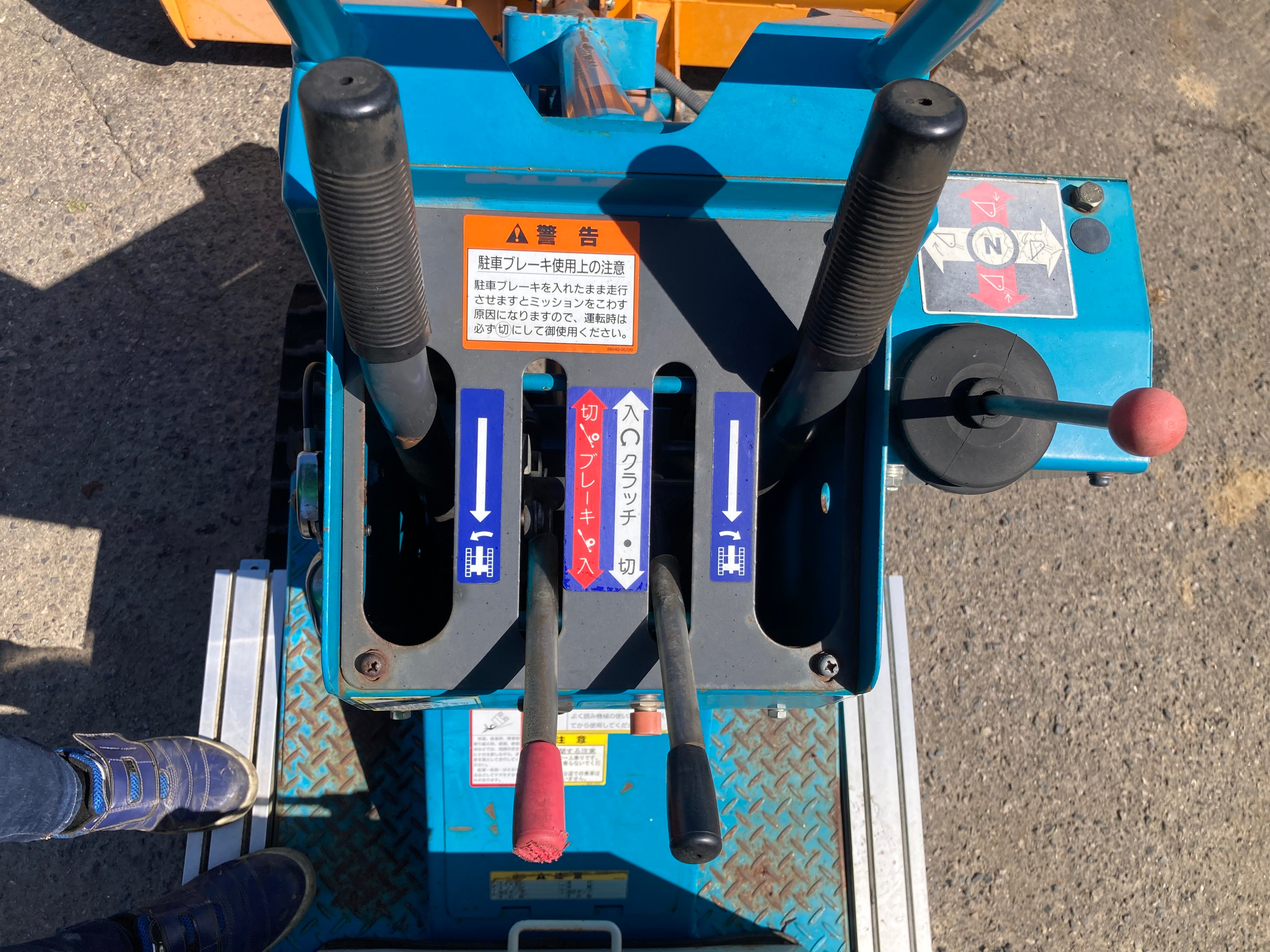 ウインブルヤマグチ 中古 ミニクローダー YXS-111X バケット付き – 農