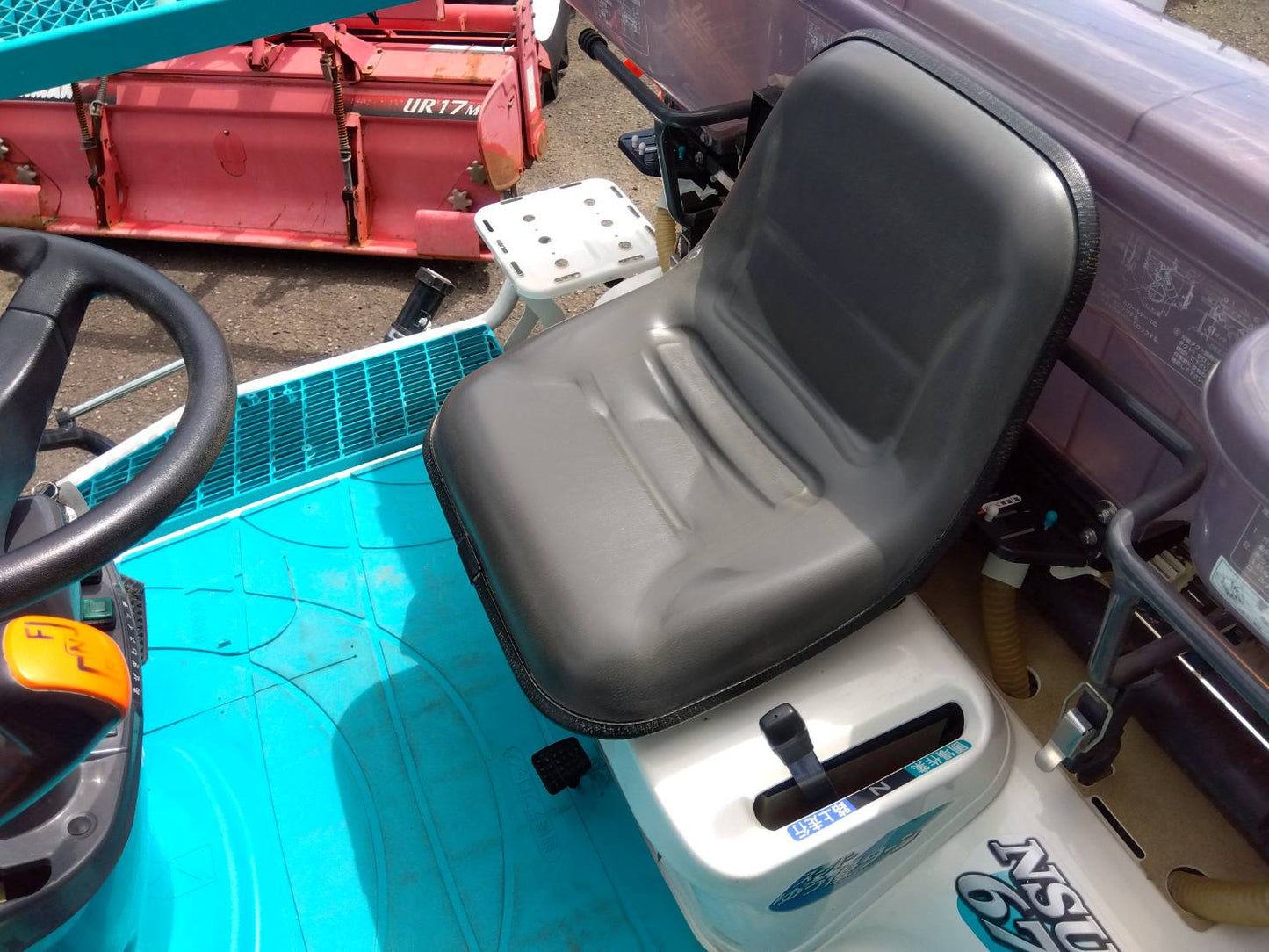 クボタ　田植機　6条　中古　NSU67KFRSP2
