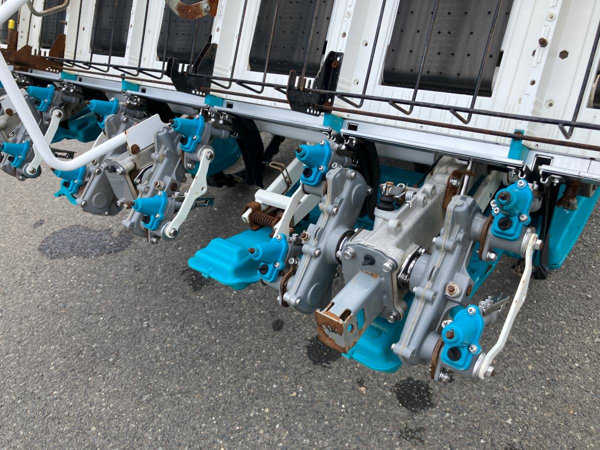 クボタ田植機ZP87-16T5W-R【委託品】